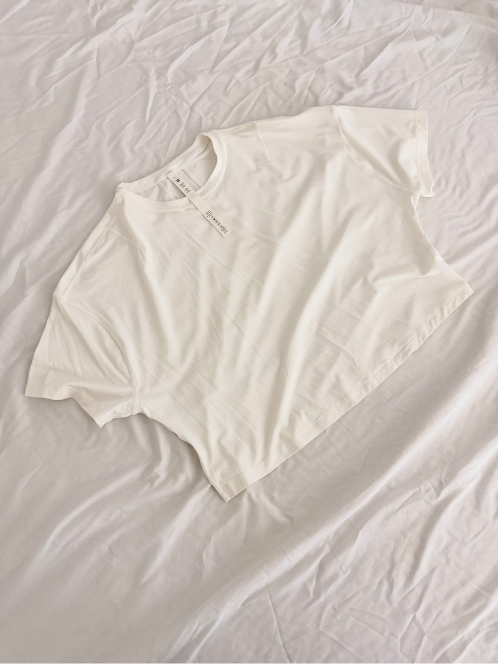 lululemon Train T-Shirt White - 6